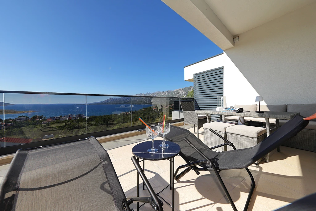Apartman za odmor s pogledom na zaljev Rovanjska