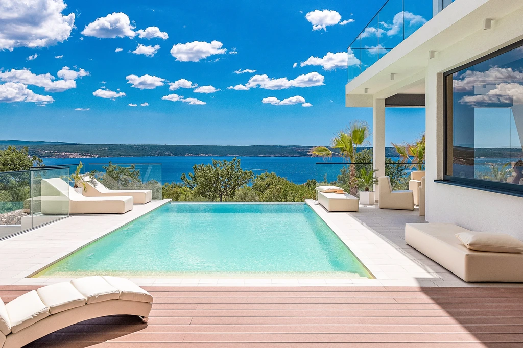 Villa Michelle Maslenica – Infinity & Spa | DalmatienHaus