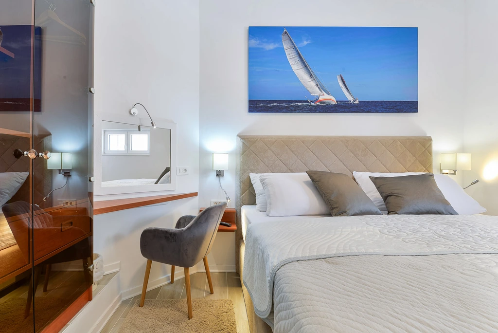 Villa Michelle Maslenica – Infinity & Spa | DalmatienHaus
