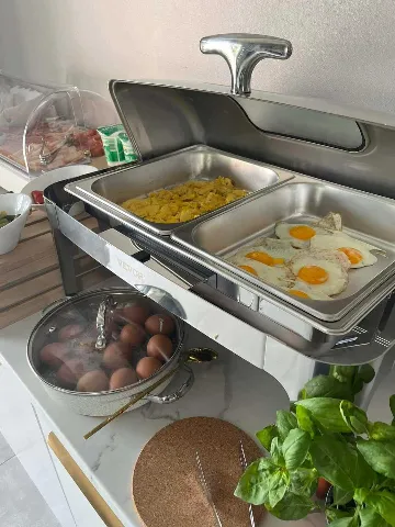 Sea-View 2-Bedroom Apartment in Vir