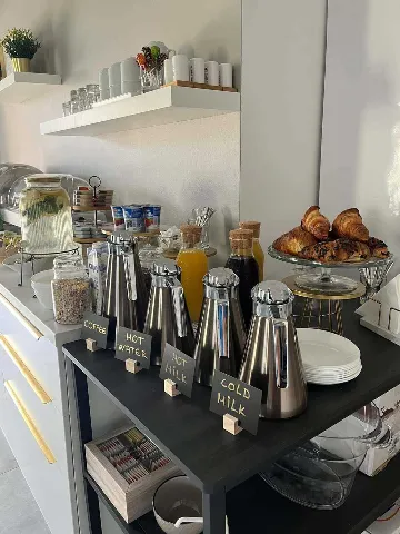 2-Bedroom Apartment with 2 Balconies in Vir