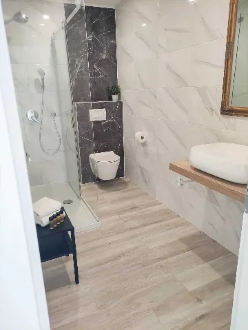 One-Bedroom Apartment with Sea View in Vir