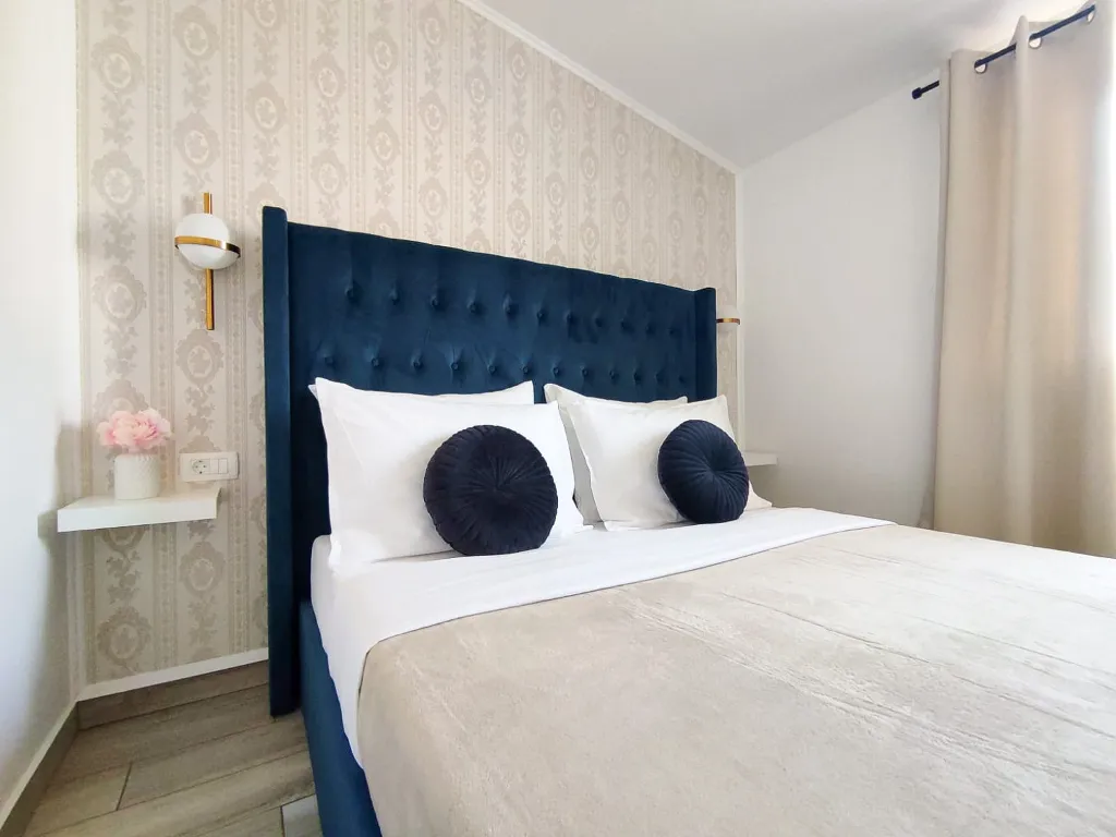 Junior Apartment for Up to 4 with Sea View in Vir