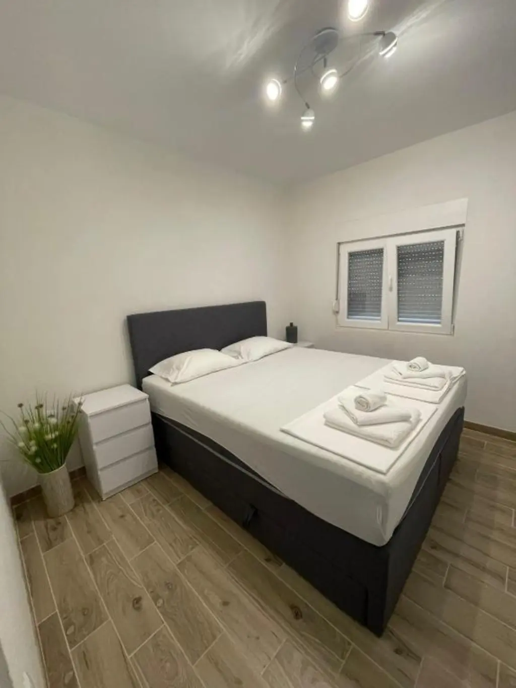 2-Bedroom Apartment in Vir, Croatia