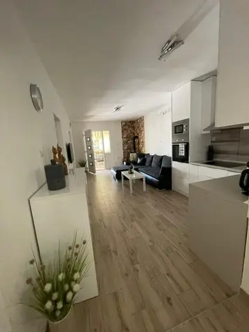 2-Bedroom Apartment in Vir, Croatia