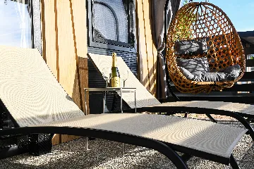 2-Bedroom Mobile Home in Vir, Croatia (Sleeps 5)