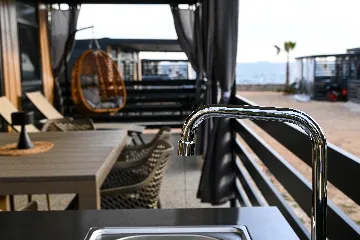 2-Bedroom Mobile Home in Vir, Croatia (Sleeps 5)