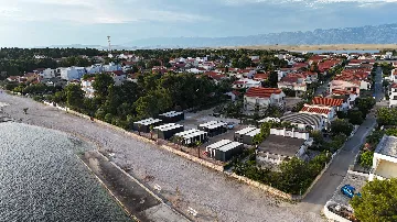 2-Bedroom Mobile Home in Vir, Croatia (Sleeps 5)