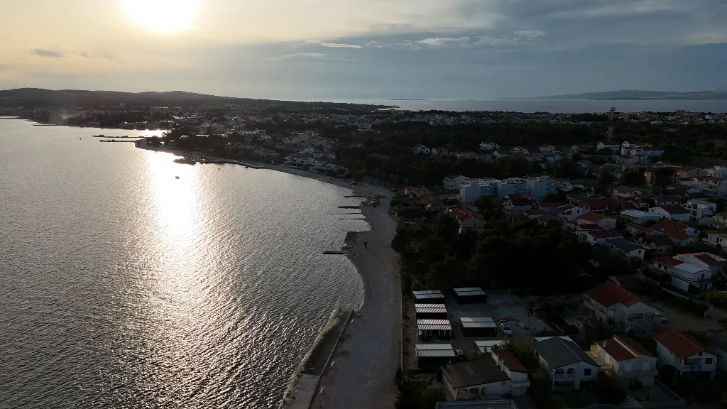 2-Bedroom Mobile Home in Vir, Croatia (Sleeps 5)