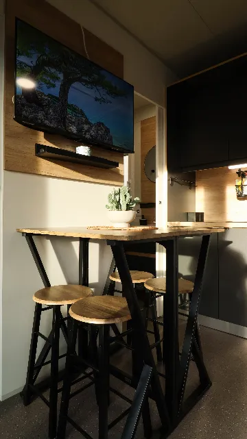 2-Bedroom Mobile Home in Vir, Croatia (Sleeps 5)