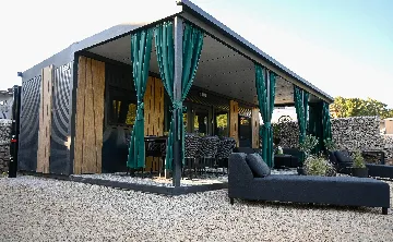 Mobile Home in Drage for Up to 5 Guests