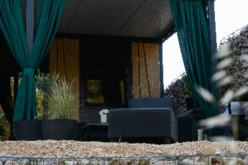 Mobile Home in Drage for Up to 5 Guests