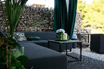 Mobile Home in Drage for Up to 5 Guests