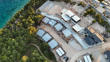 Mobile Home in Drage for Up to 5 Guests