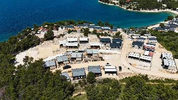 Mobile Home in Drage for Up to 5 Guests