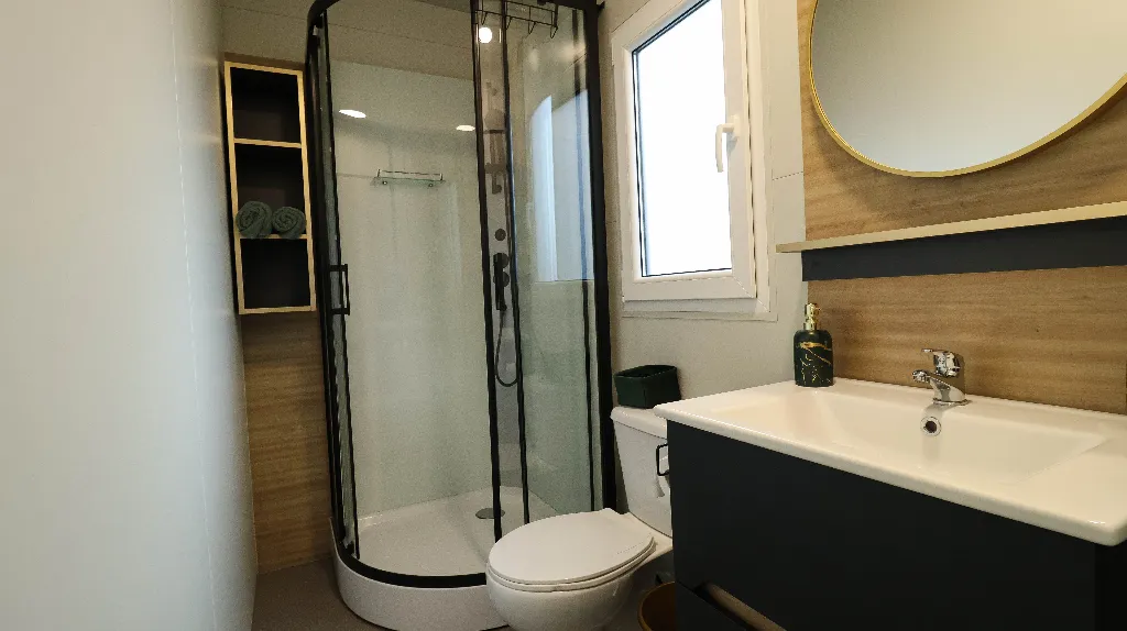 Mobile Home in Drage for Up to 5 Guests