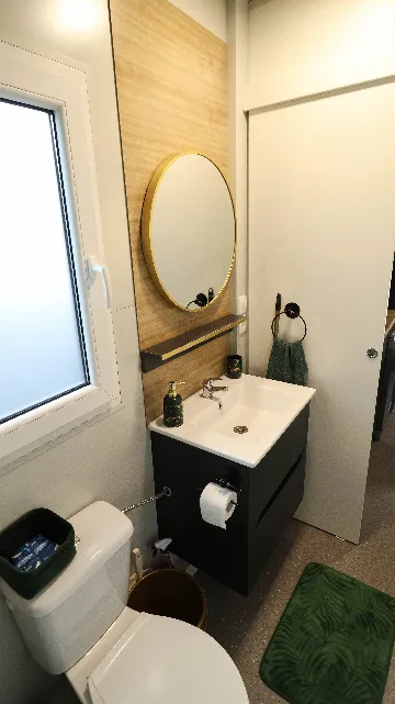 Mobile Home in Drage for Up to 5 Guests