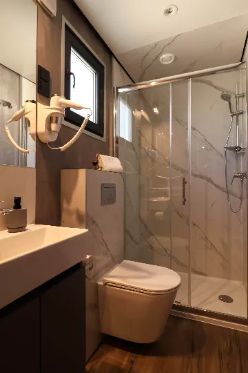 2-Bedroom Mobile Home in Drage, Croatia