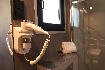 2-Bedroom Mobile Home in Drage, Croatia