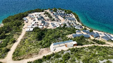 2-Bedroom Mobile Home in Drage, Croatia