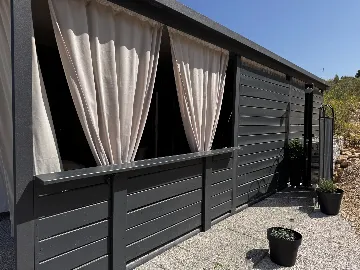 Mobile Home in Drage for up to 5 Guests