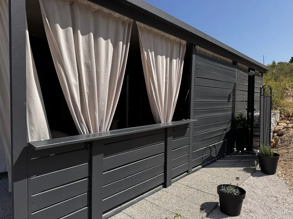 Mobile Home in Drage for up to 5 Guests