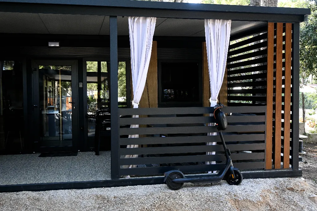 Mobile Home in Pakostane for 4 Guests
