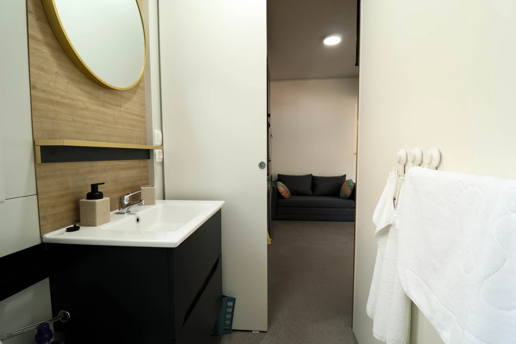 Innova TravelVir - MobHome SeaLaVie