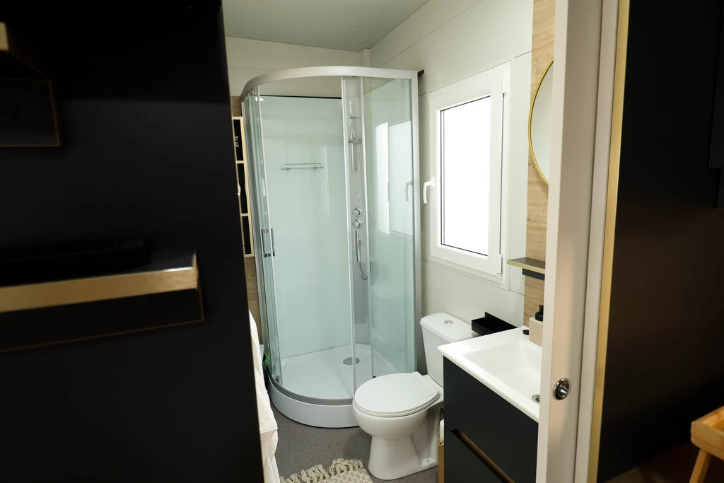 Innova TravelVir - MobHome SeaLaVie