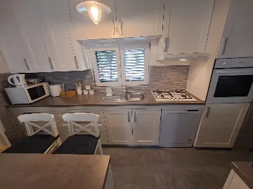 3-Bedroom Villa in Vir for Up to 7 Guests