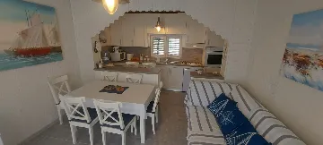 3-Bedroom Villa in Vir for Up to 7 Guests