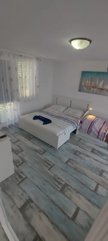 3-Bedroom Villa in Vir for Up to 7 Guests