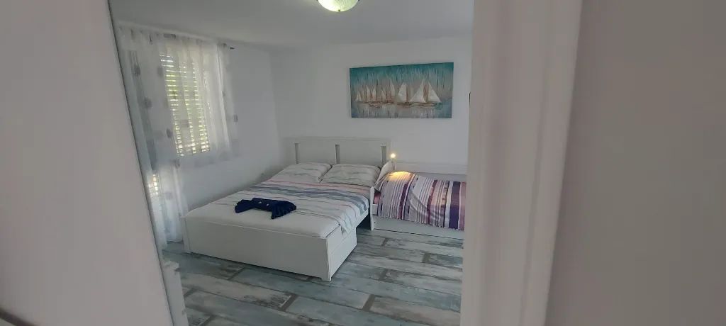 3-Bedroom Villa in Vir for Up to 7 Guests
