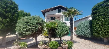 3-Bedroom Villa in Vir for Up to 7 Guests