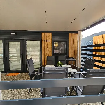 Mobile Home for 4-5 Guests in Pakostane, Croatia