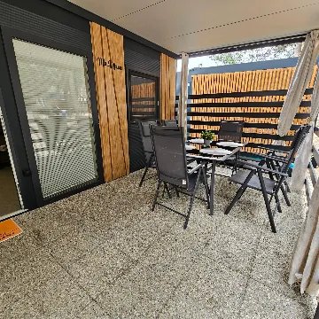 Mobile Home for 4-5 Guests in Pakostane, Croatia