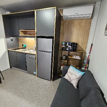 Mobile Home for 4-5 Guests in Pakostane, Croatia