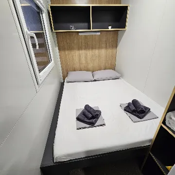 Mobile Home for 4-5 Guests in Pakostane, Croatia