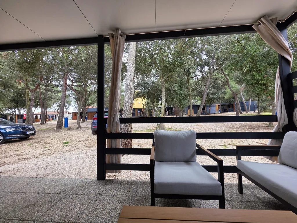 Mobile Home for 4-5 Guests in Pakostane, Croatia