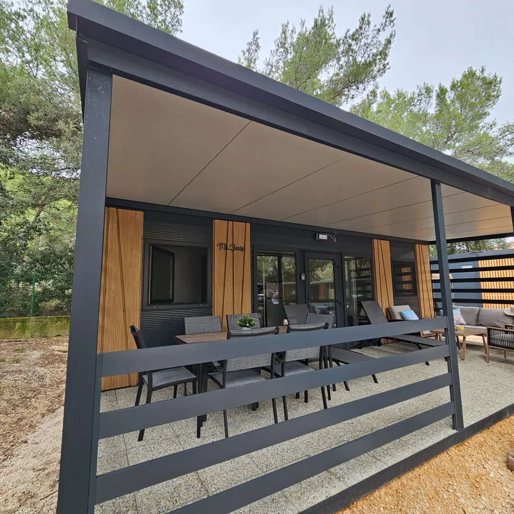 Mobile Home in Pakostane for 4 Guests (Up to 5)