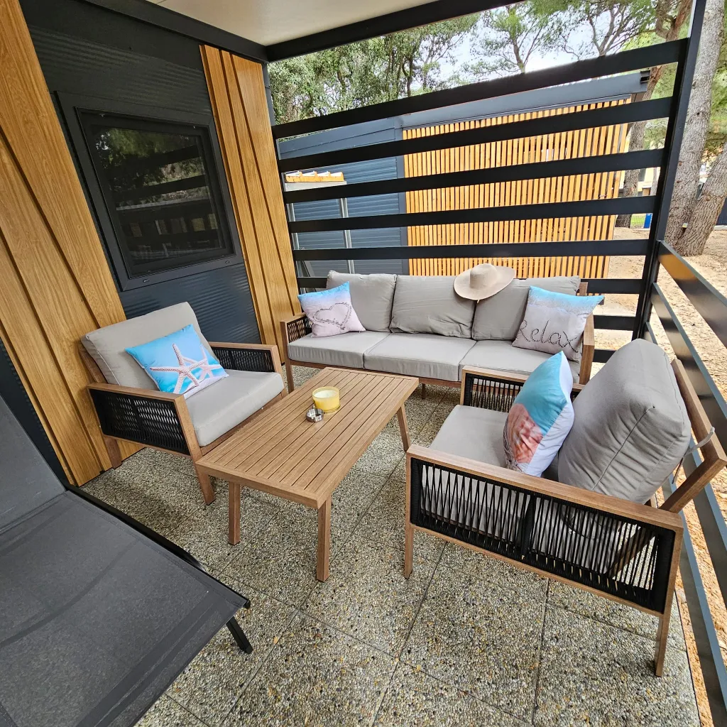 Mobile Home in Pakostane for 4 Guests (Up to 5)