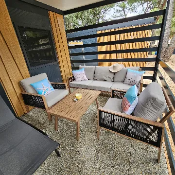 Mobile Home in Pakostane for 4 Guests (Up to 5)