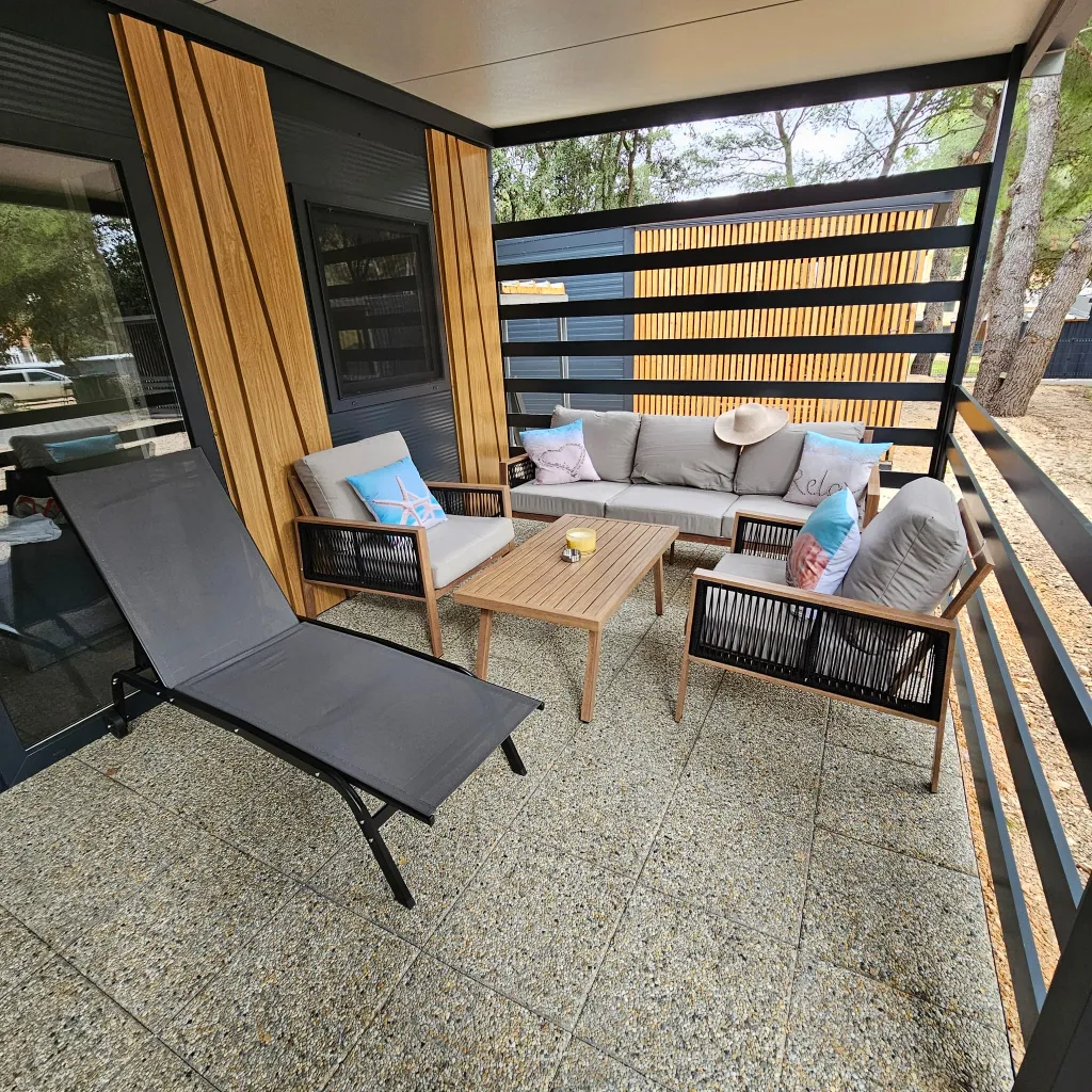 Mobile Home in Pakostane for 4 Guests (Up to 5)