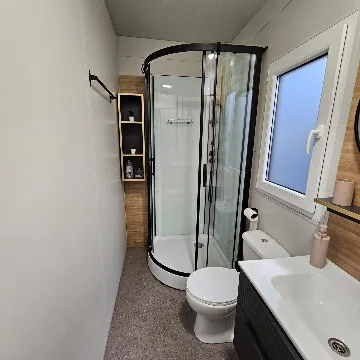 Mobile Home in Pakostane for 4 Guests (Up to 5)