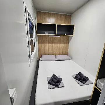 Mobile Home in Pakostane for 4 Guests (Up to 5)