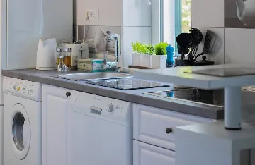 Split 1-Bedroom Apartment for 2 near Sandy Beach