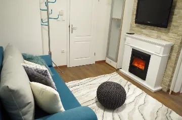 Split 1-Bedroom Apartment for 2 near Sandy Beach