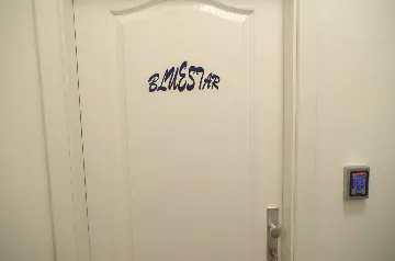 Split 1-Bedroom Apartment for 2 near Sandy Beach