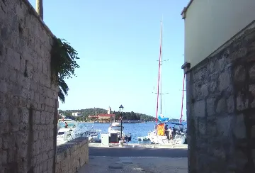 1-Bedroom Apartment in Vis for 2 Guests