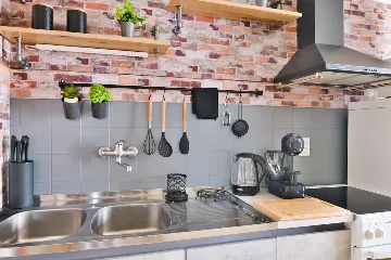 Split Balcony Apartment for 2 Guests